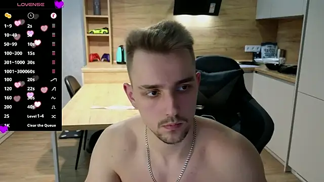 Snapshot of Larstar01 chatting on February 2025 09:01:01 PM Larstar01 online show from February 2025 09:01:01 PM