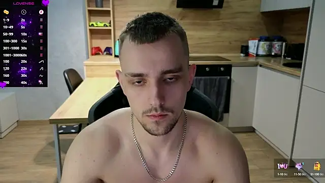 Snapshot of Larstar01 chatting on March 2025 01:28:01 AM Larstar01 online show from March 2025 01:28:01 AM