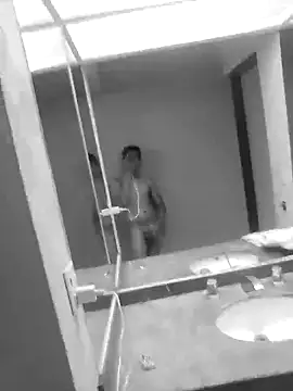 Jerryhottt online show from September 2025 03:50:02 AM