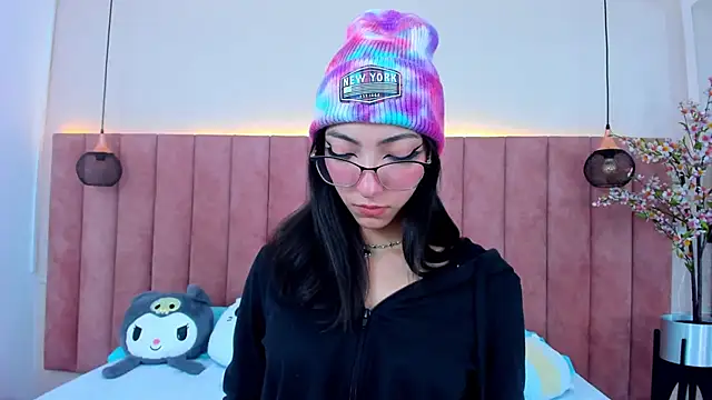 MarianaBranzz online show from March 2025 02:10:01 PM