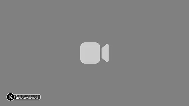 Snapshot of MarianaBranzz chatting on May 2026 04:17:02 PM MarianaBranzz online show from May 2026 04:17:02 PM