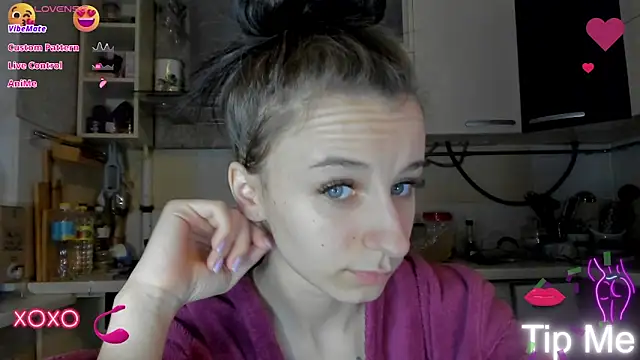  Nika Kik online show from March 2025 03:52:01 PM