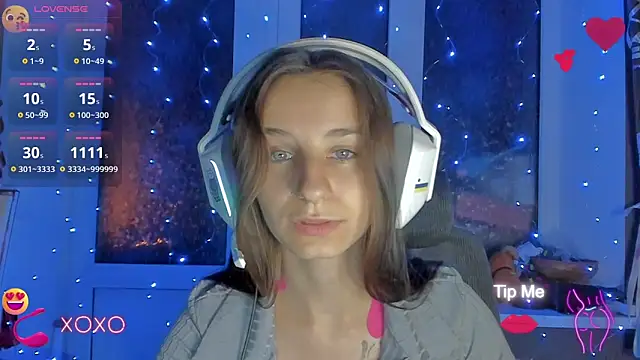  Nika Kik online show from September 2025 05:01:01 PM