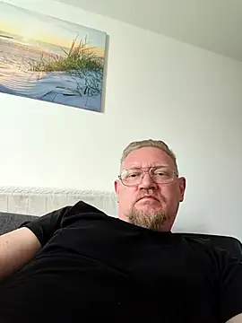 Snapshot of Pol1074 chatting on July 2026 03:08:02 PM Pol1074 online show from July 2026 03:08:02 PM