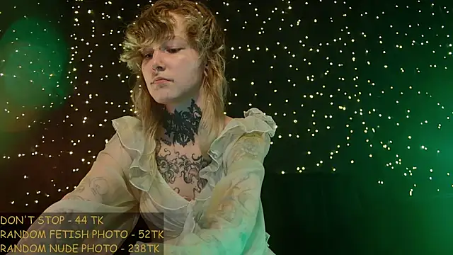 Snapshot of Littlespacemouse chatting on July 2026 08:33:01 PM Littlespacemouse online show from July 2026 08:33:01 PM