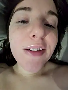 oxitocindi online show from December 2024 09:12:01 PM