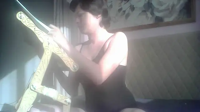 Snapshot of SunElizabeth chatting on May 2026 02:51:02 AM SunElizabeth online show from May 2026 02:51:02 AM