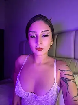 Mon Cherry online show from April 2026 01:19:02 AM