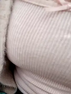 Violeta 12- online show from November 2025 05:23:02 PM