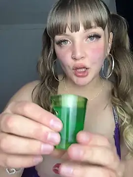 Snapshot of Lalalust69 chatting on February 2025 07:26:01 AM Lalalust69 online show from February 2025 07:26:01 AM