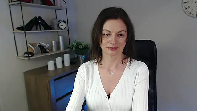 VivianWILD online show from February 2025 10:58:01 AM