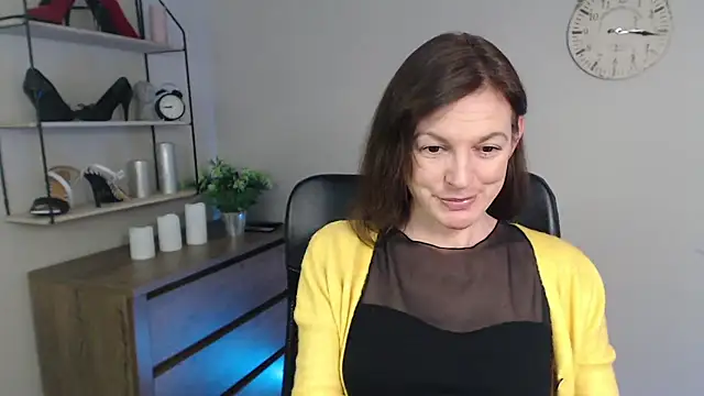 VivianWILD online show from March 2025 10:13:02 AM