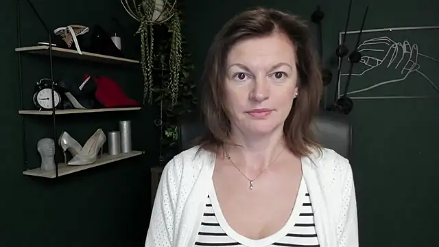 VivianWILD online show from September 2025 06:59:02 AM