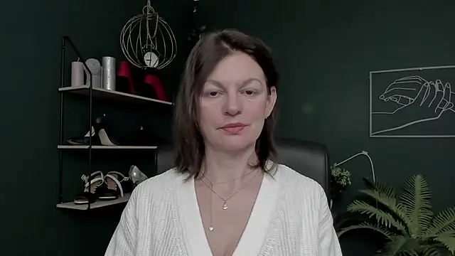 VivianWILD online show from November 2025 06:46:02 AM