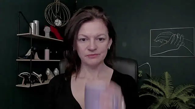 Snapshot of VivianWILD chatting on January 2026 06:50:02 AM VivianWILD online show from January 2026 06:50:02 AM