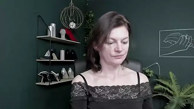 VivianWILD online show from April 2026 05:58:02 AM