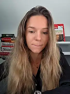 lucie mehott online show from October 2025 08:23:02 AM