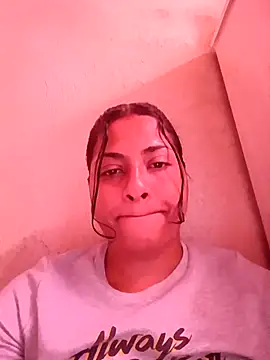 Giselabrunette25 online show from January 2026 01:04:01 PM