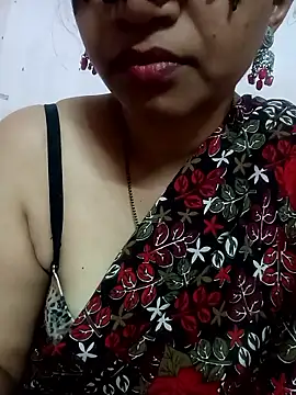 Snapshot of Hotanita99 chatting on January 2026 05:44:02 AM Hotanita99 online show from January 2026 05:44:02 AM