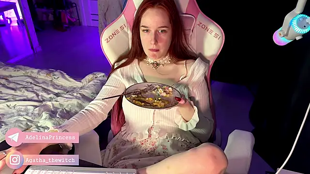 Snapshot of pearl_princess_ chatting on December 2024 05:36:01 AM pearl princess online show from December 2024 05:36:01 AM