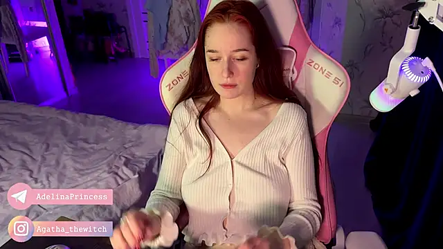 Snapshot of pearl_princess_ chatting on December 2024 09:40:02 PM pearl princess online show from December 2024 09:40:02 PM