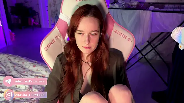 Snapshot of pearl_princess_ chatting on February 2025 12:38:02 AM pearl princess online show from February 2025 12:38:02 AM