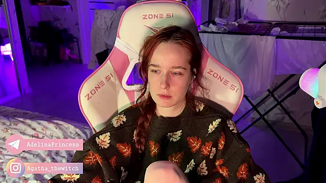 Snapshot of pearl_princess_ chatting on February 2025 02:42:02 AM pearl princess online show from February 2025 02:42:02 AM