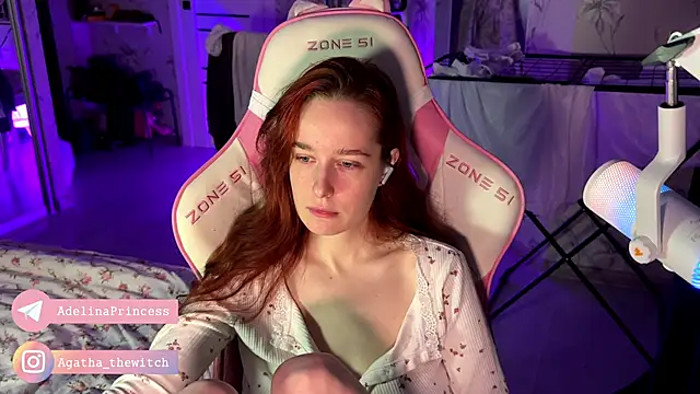 Snapshot of pearl_princess_ chatting on February 2025 08:09:02 AM pearl princess online show from February 2025 08:09:02 AM