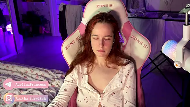 Snapshot of pearl_princess_ chatting on February 2025 11:14:02 AM pearl princess online show from February 2025 11:14:02 AM