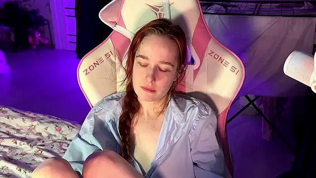 Snapshot of pearl_princess_ chatting on March 2025 11:03:02 PM pearl princess online show from March 2025 11:03:02 PM