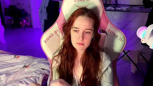 Snapshot of pearl_princess_ chatting on March 2025 01:26:02 AM pearl princess online show from March 2025 01:26:02 AM