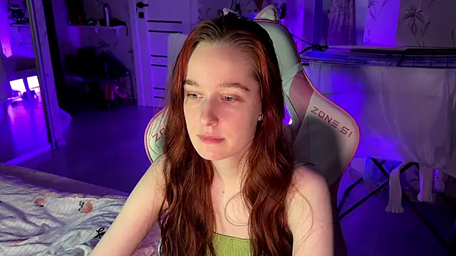 Snapshot of pearl_princess_ chatting on March 2025 03:18:02 AM pearl princess online show from March 2025 03:18:02 AM