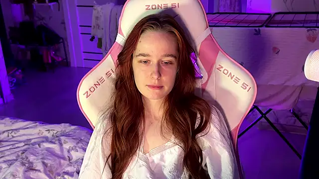 Snapshot of pearl_princess_ chatting on March 2025 04:29:02 AM pearl princess online show from March 2025 04:29:02 AM