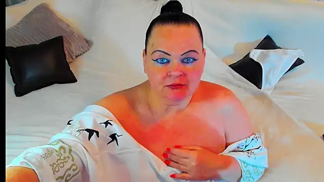 MilanaBiegert online show from December 2024 12:04:01 AM