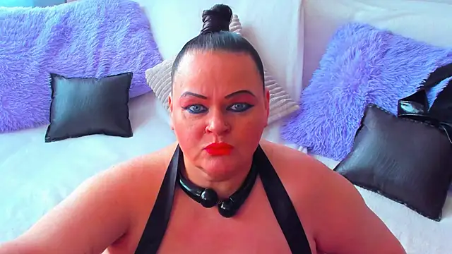 MilanaBiegert online show from March 2025 07:41:01 AM