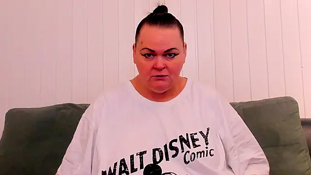 Snapshot of MilanaBiegert chatting on February 2026 08:30:02 AM MilanaBiegert online show from February 2026 08:30:02 AM