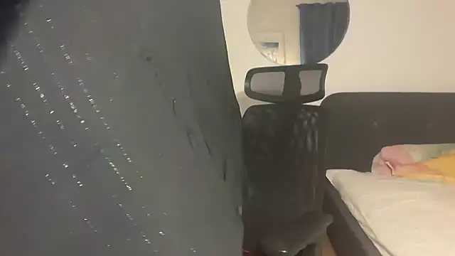 jungcock3210 online show from February 2026 04:33:01 PM