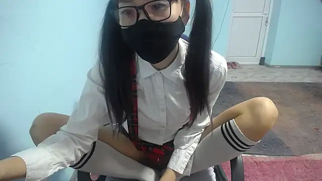 elllaaxx online show from February 2026 03:46:02 AM