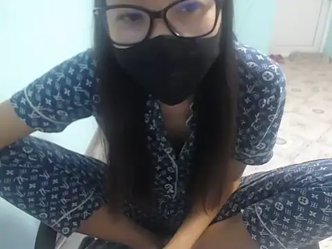 Snapshot of elllaaxx chatting on July 2026 03:58:02 AM elllaaxx online show from July 2026 03:58:02 AM