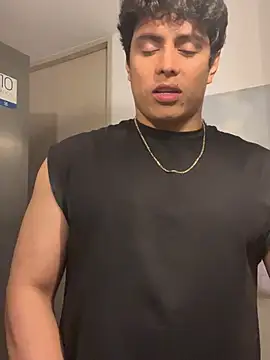 arminjones1 online show from January 2026 03:53:02 AM