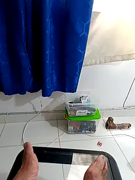 freyadevil333 online show from February 2025 06:11:02 PM