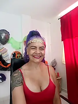 freyadevil333 online show from October 2025 02:39:02 PM