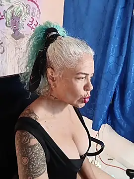 freyadevil333 online show from April 2026 08:50:01 PM