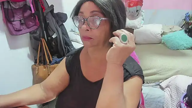 Snapshot of Mrs_mommy_ chatting on April 2026 05:40:01 PM Mrs mommy online show from April 2026 05:40:01 PM