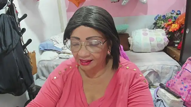Snapshot of Mrs_mommy_ chatting on May 2026 09:20:02 PM Mrs mommy online show from May 2026 09:20:02 PM