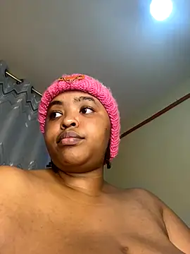 Linahlove online show from October 2025 09:48:02 PM