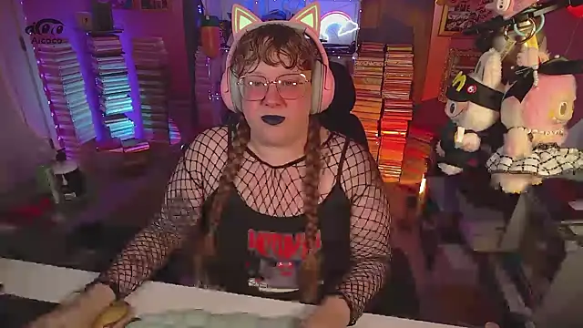 FatVeronica online show from July 2026 05:08:01 PM