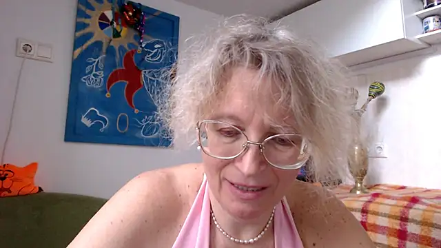 Snapshot of Zosya1111 chatting on January 2025 12:01:02 PM Zosya1111 online show from January 2025 12:01:02 PM