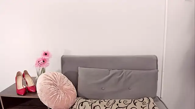 KendalNew online show from December 2025 07:27:02 AM