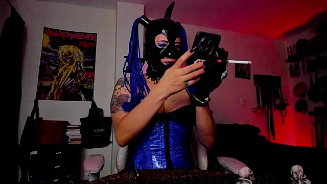 Snapshot of DominatrixBlue chatting on May 2026 06:15:02 PM DominatrixBlue online show from May 2026 06:15:02 PM